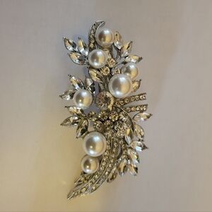 Faux Silver and Pearl Wedding Barrette